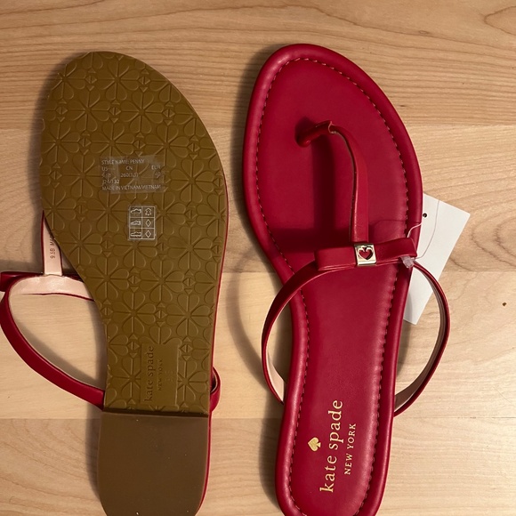 Kate Spade sandals - Picture 2 of 2